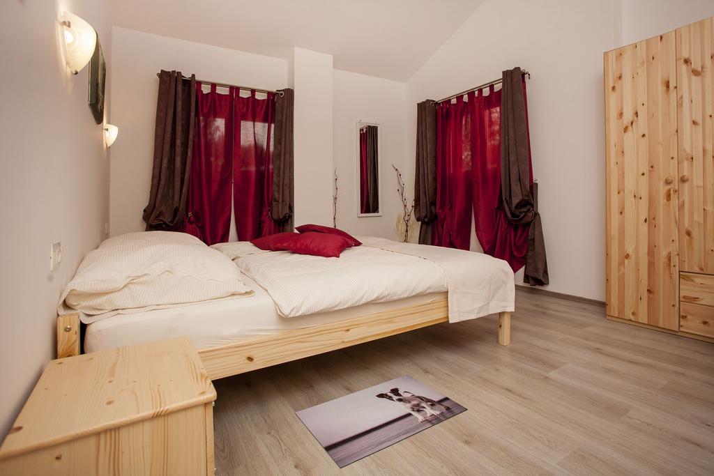 Casa Terren Grande Villa โรวีน ภายนอก รูปภาพ