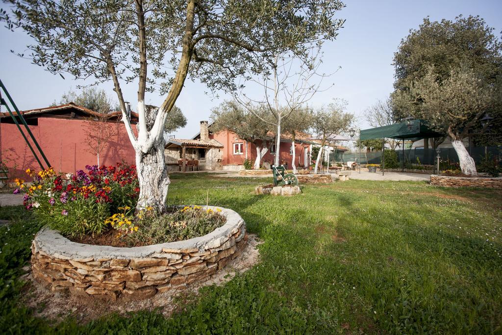Casa Terren Grande Villa โรวีน ภายนอก รูปภาพ